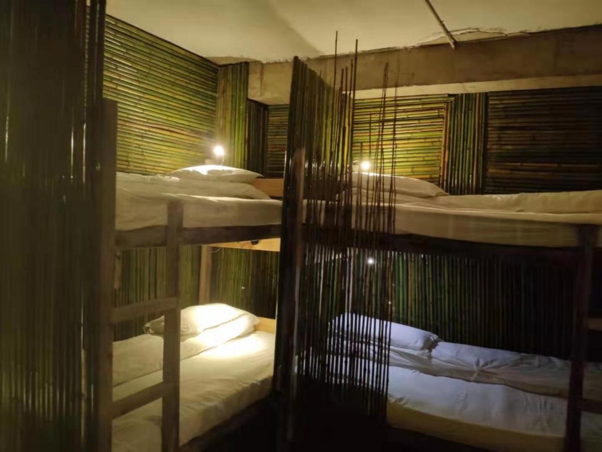 Green Hostel & Sunny Guesthouse Yuanyang  Exterior photo